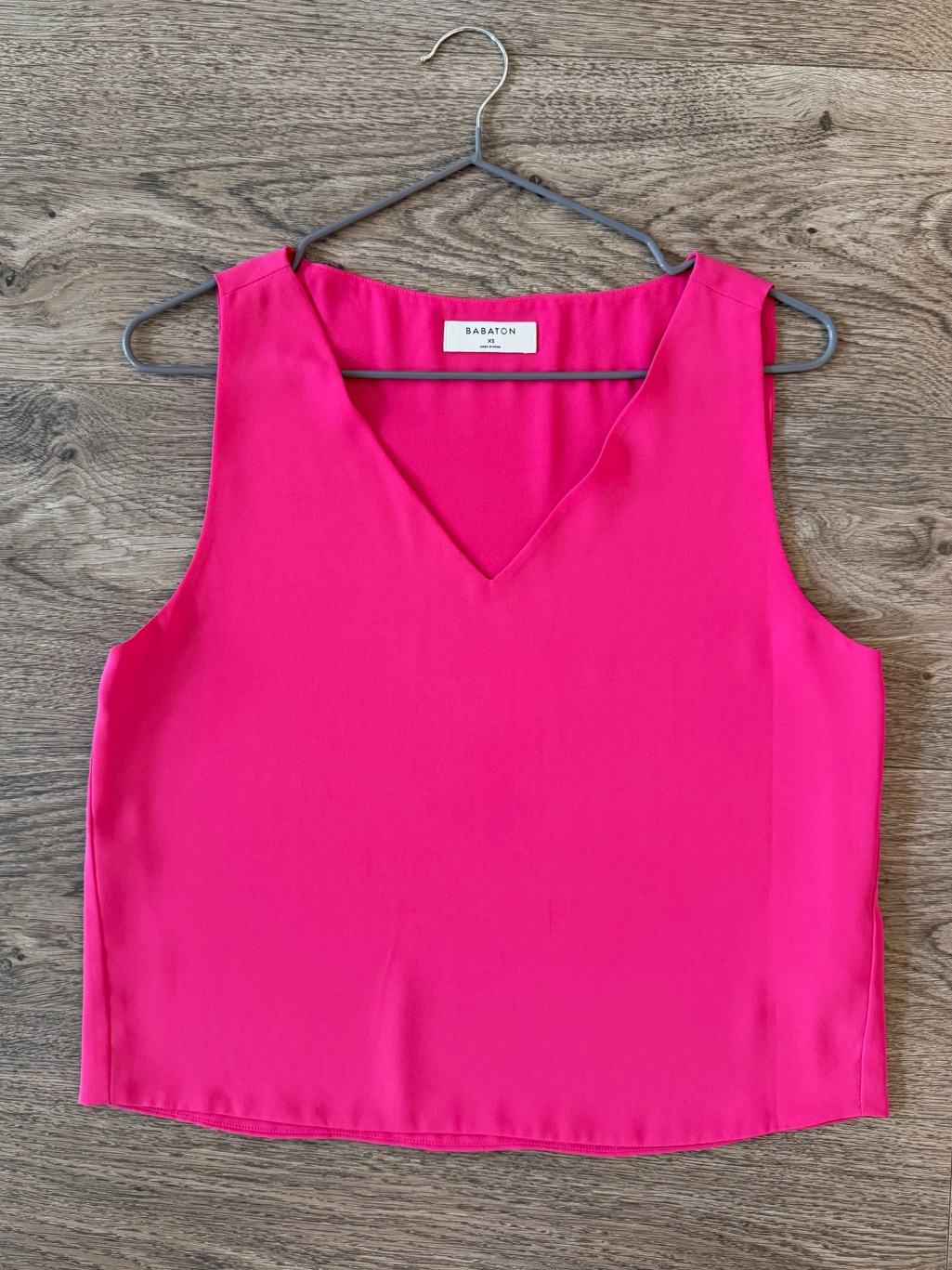 Babaton Fuchsia V-Neck Sleeveless Top